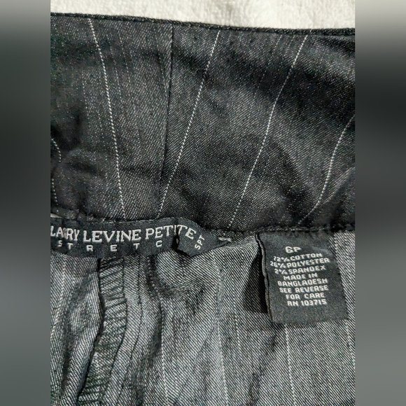NWT Larry Levine Stretch Bermuda Shorts Size 6P - Picture 3 of 8